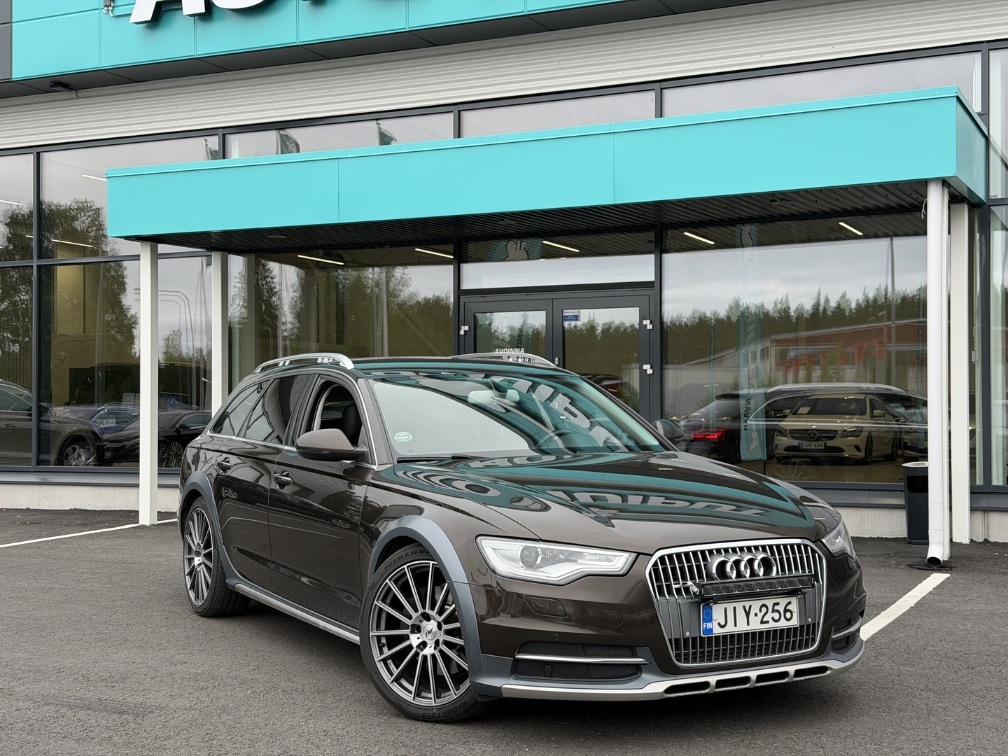 Auto AUDI A6 ALLROAD