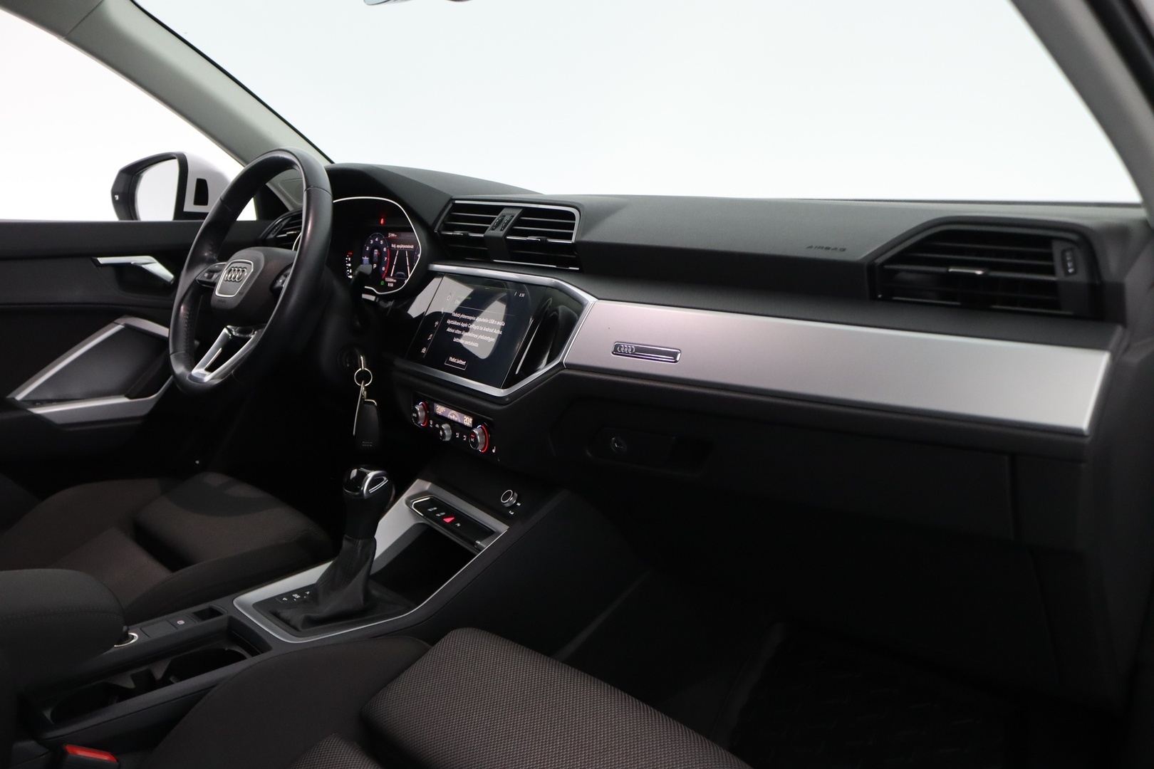 Audi Q3 2019, kuva 6/32