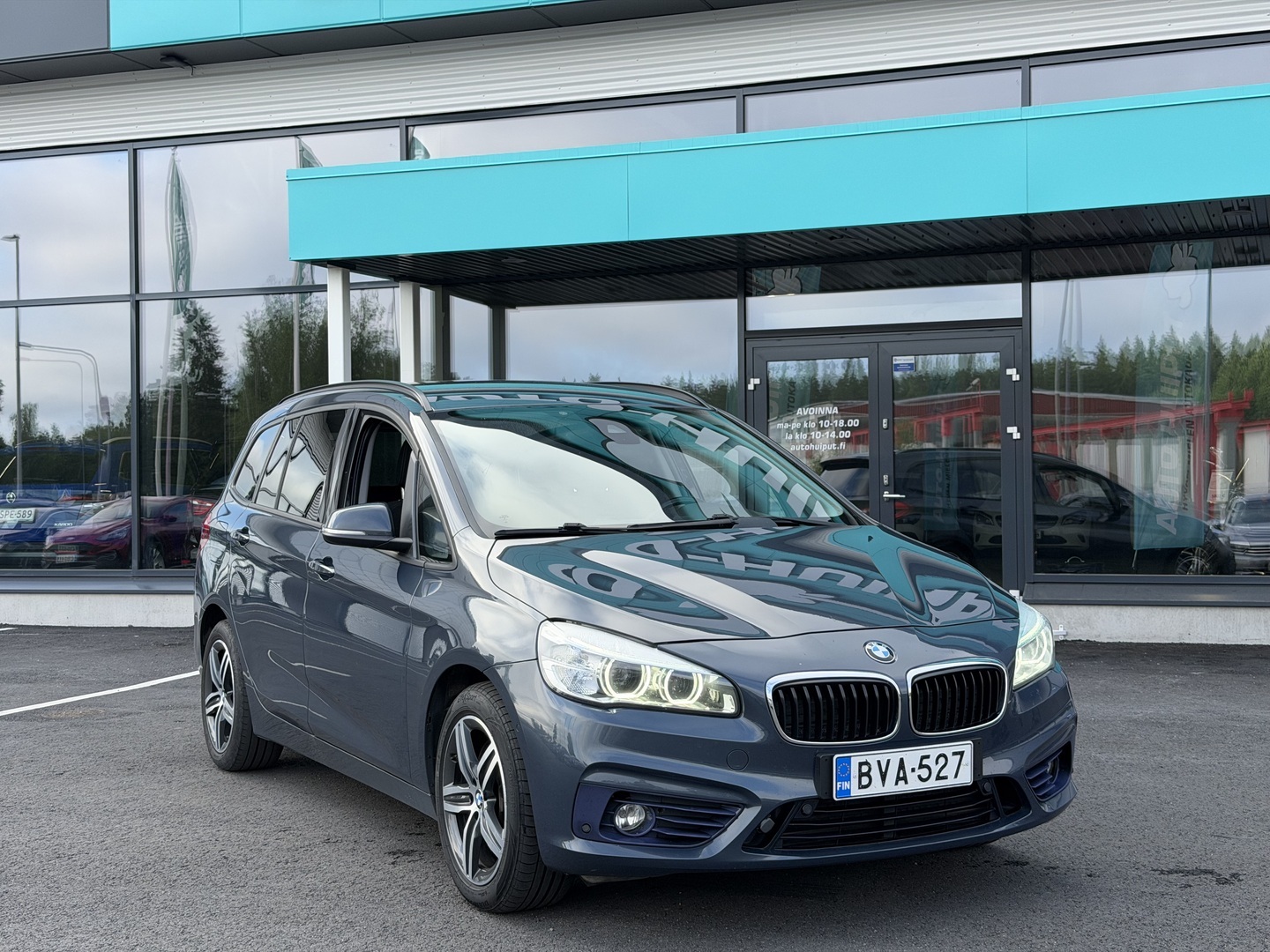 Auto BMW 220