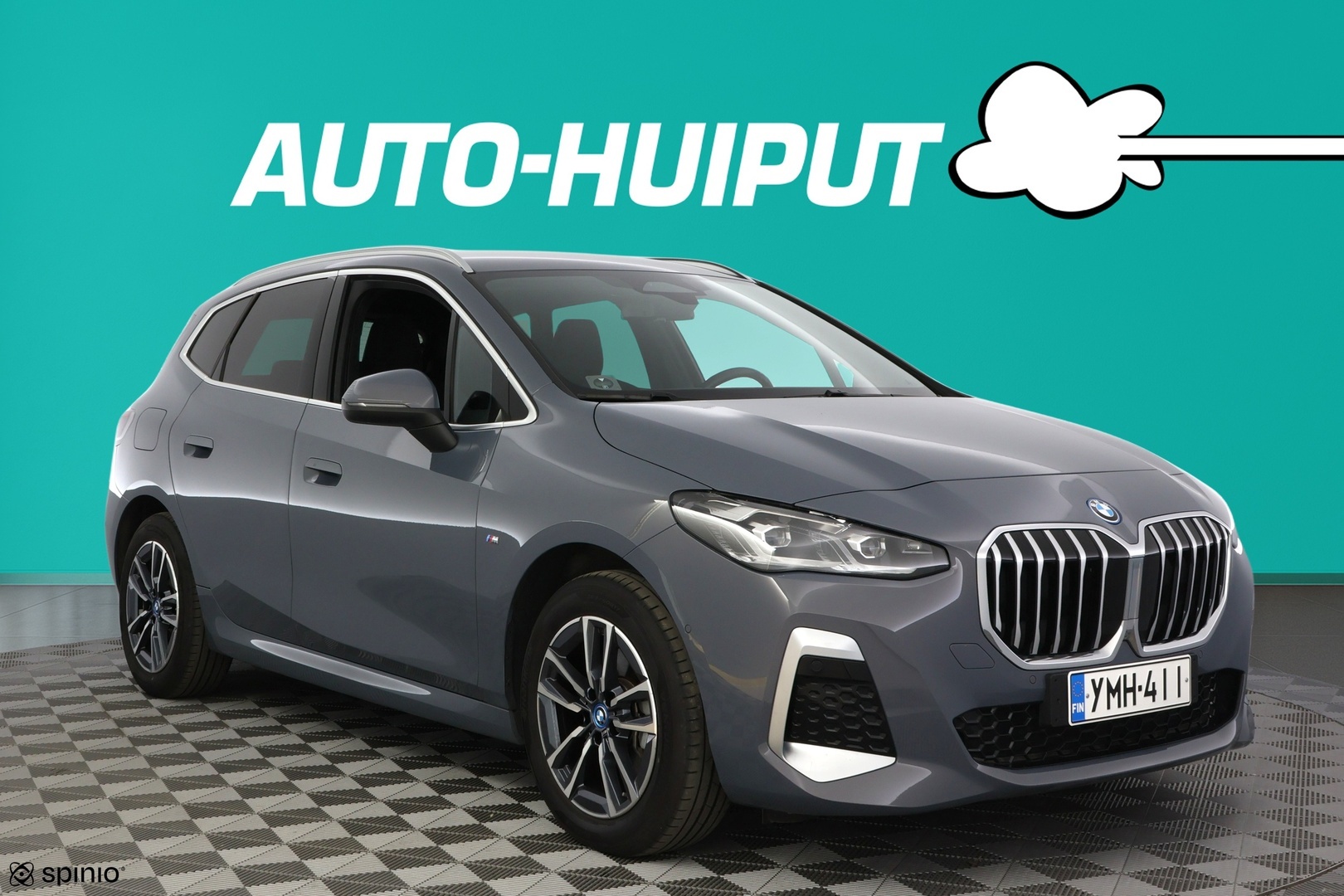 Auto BMW 225