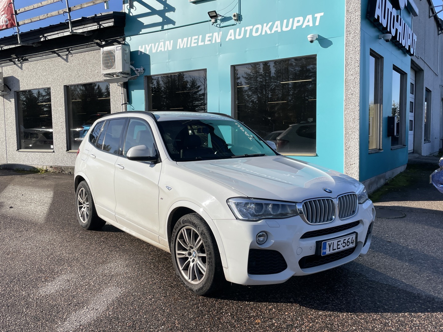 BMW - X3