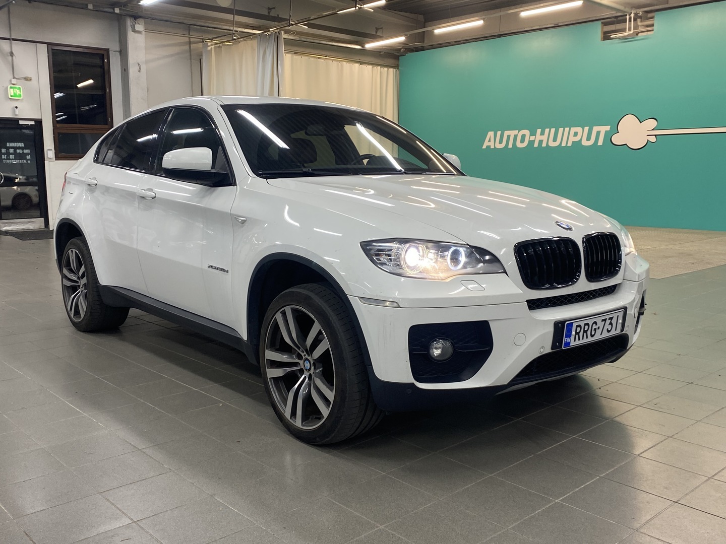 BMW - X6