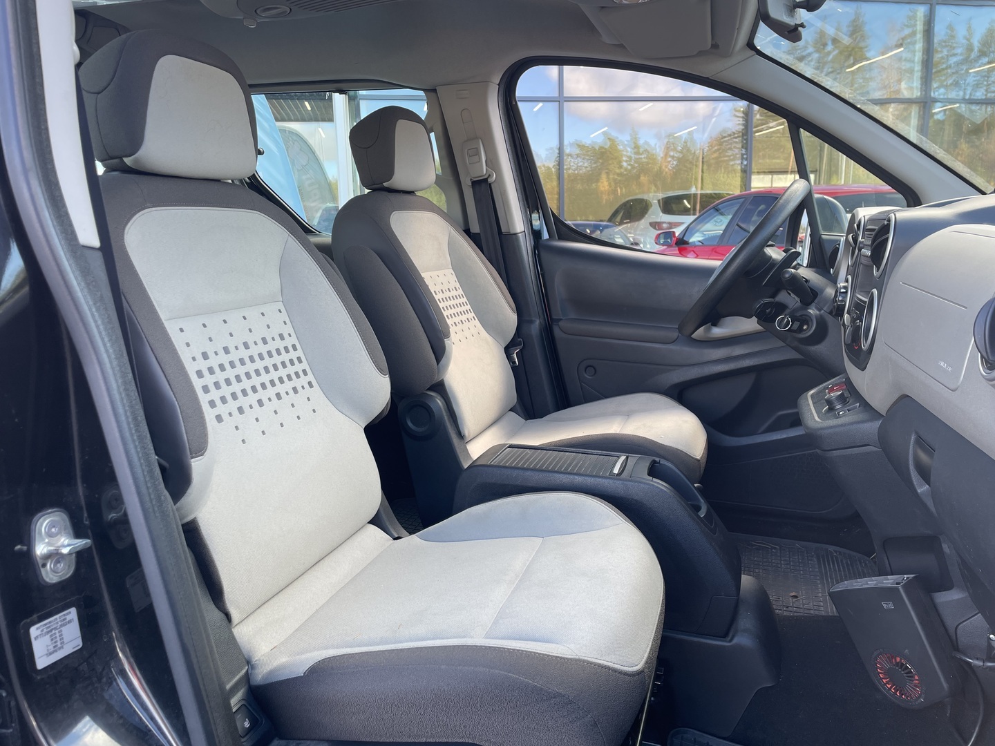 Citroen Berlingo 2012, bild 5/10