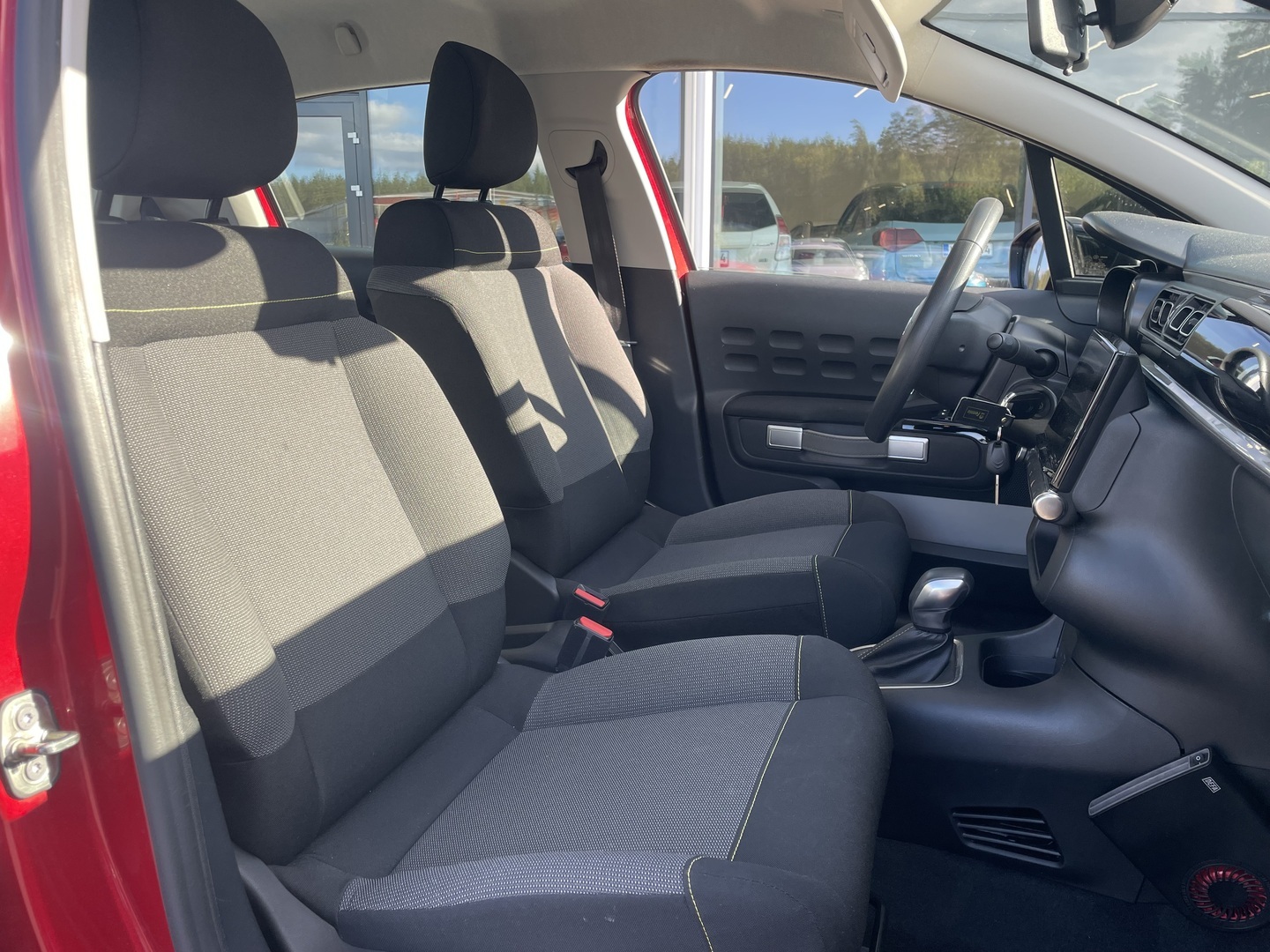 Citroen C3 PureTech 110 Shine Autom. 2020, kuva 5/14