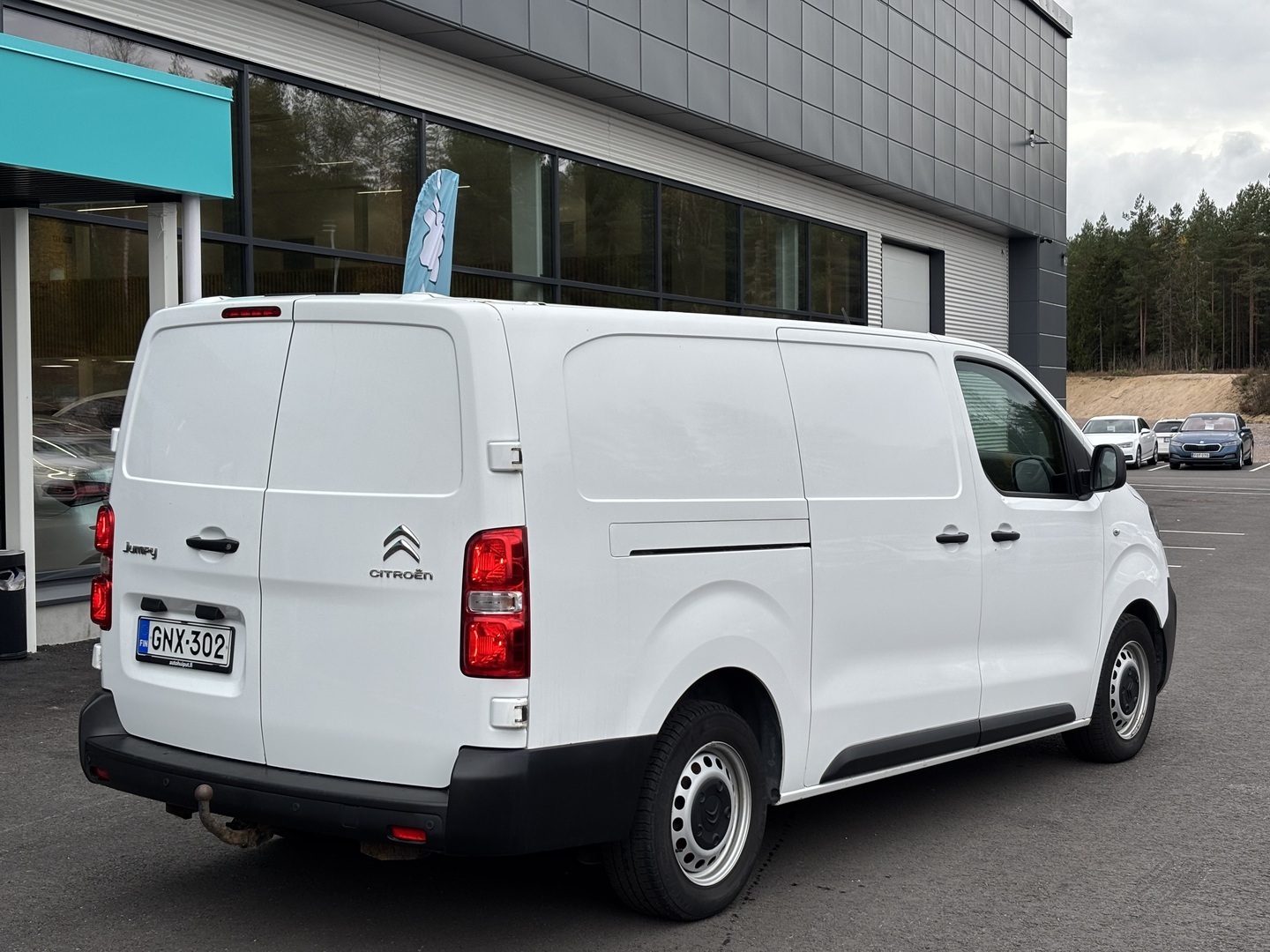 Citroen Jumpy BlueHDi 180 XL EAT8 Aut. 2019, bild 2/7