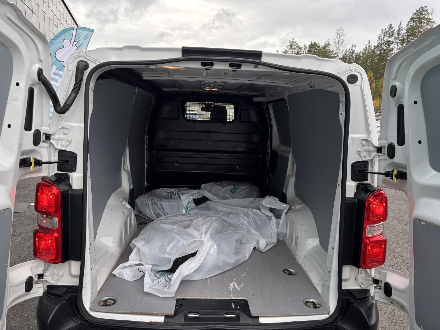 Citroen Jumpy BlueHDi 180 XL EAT8 Aut. 2019, bild 7/7