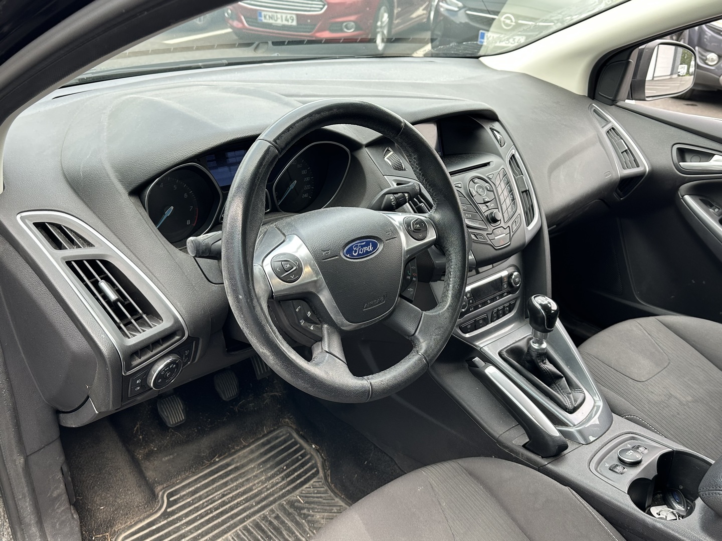 Ford Focus 2012, photo 6/8