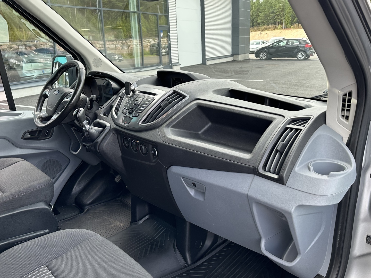 Ford Transit 2018, kuva 7/27