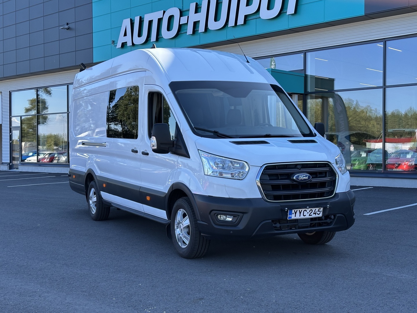 Auto Ford Transit