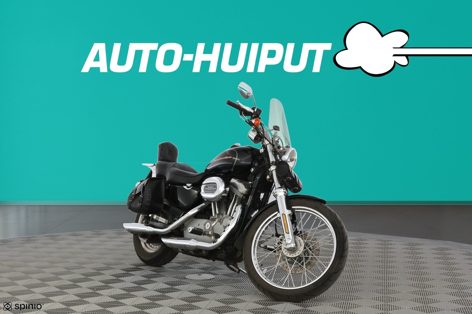 Auto Harley-Davidson XL883C SPORTSTER CUSTOM