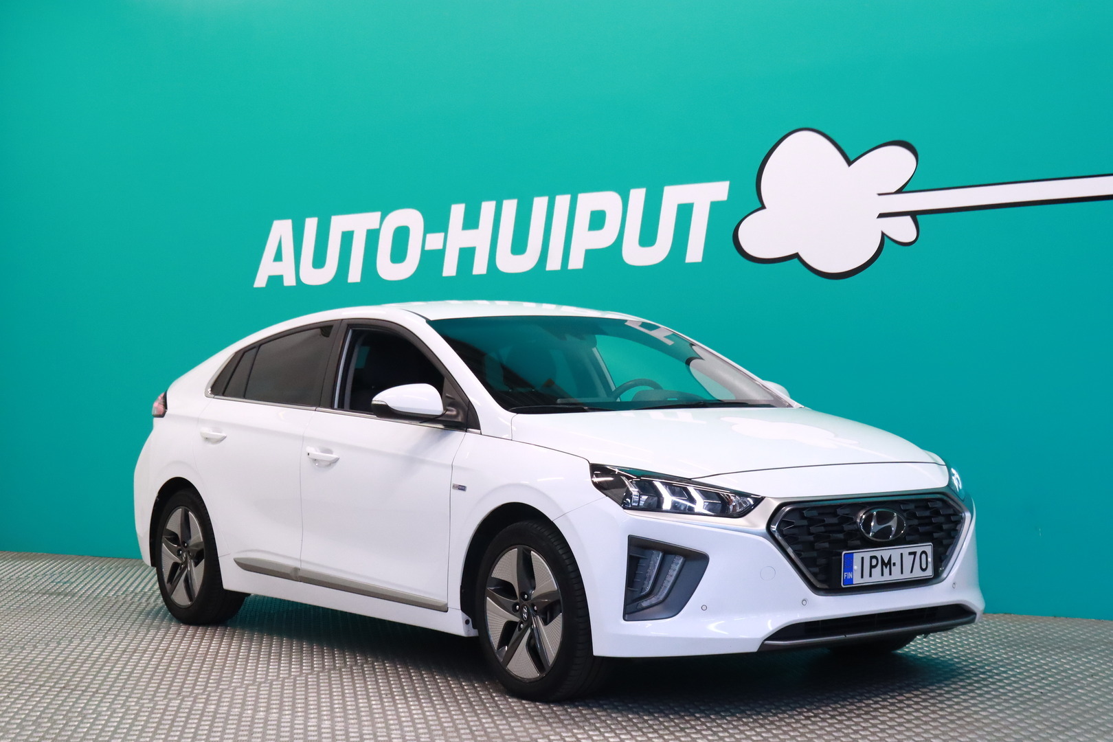 Hyundai - IONIQ hybrid