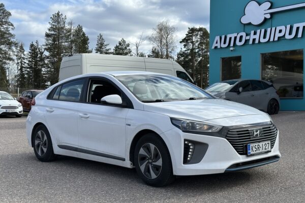 Hyundai - IONIQ hybrid