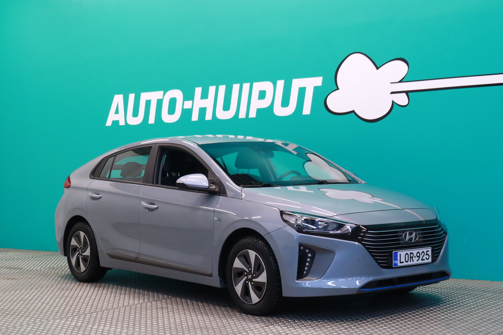 Hyundai - IONIQ hybrid