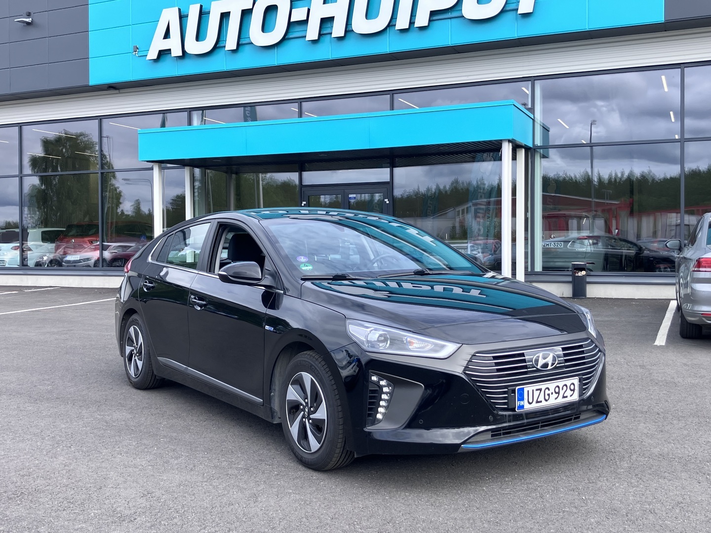 Auto Hyundai IONIQ hybrid