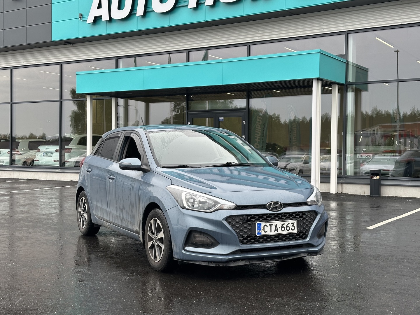 Auto Hyundai i20 Hatchback