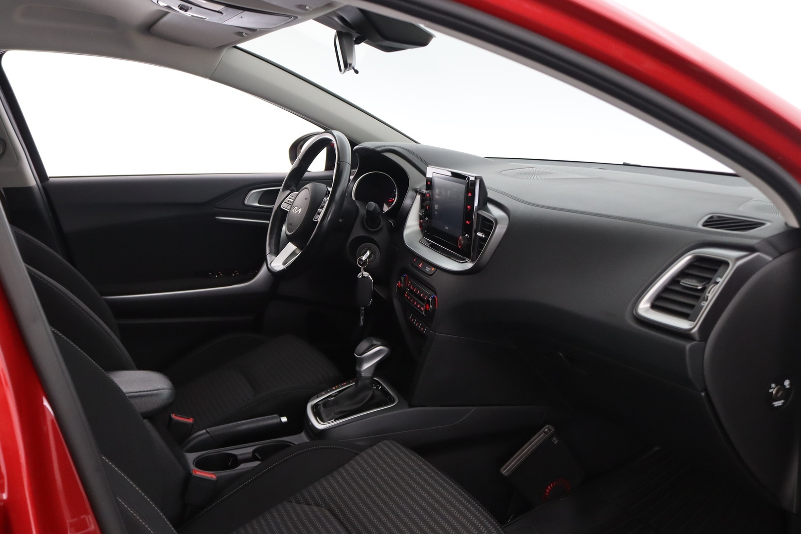Kia Ceed 1,5 T-GDI 160hv EX 5D DCT 2022, kuva 7/26