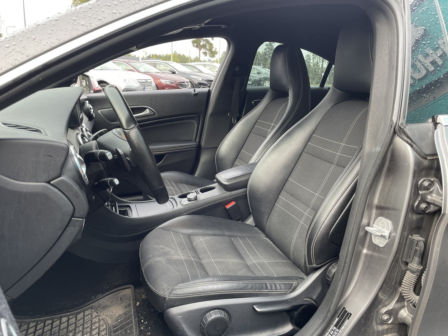 Mercedes-Benz CLA 2016, kuva 4/10