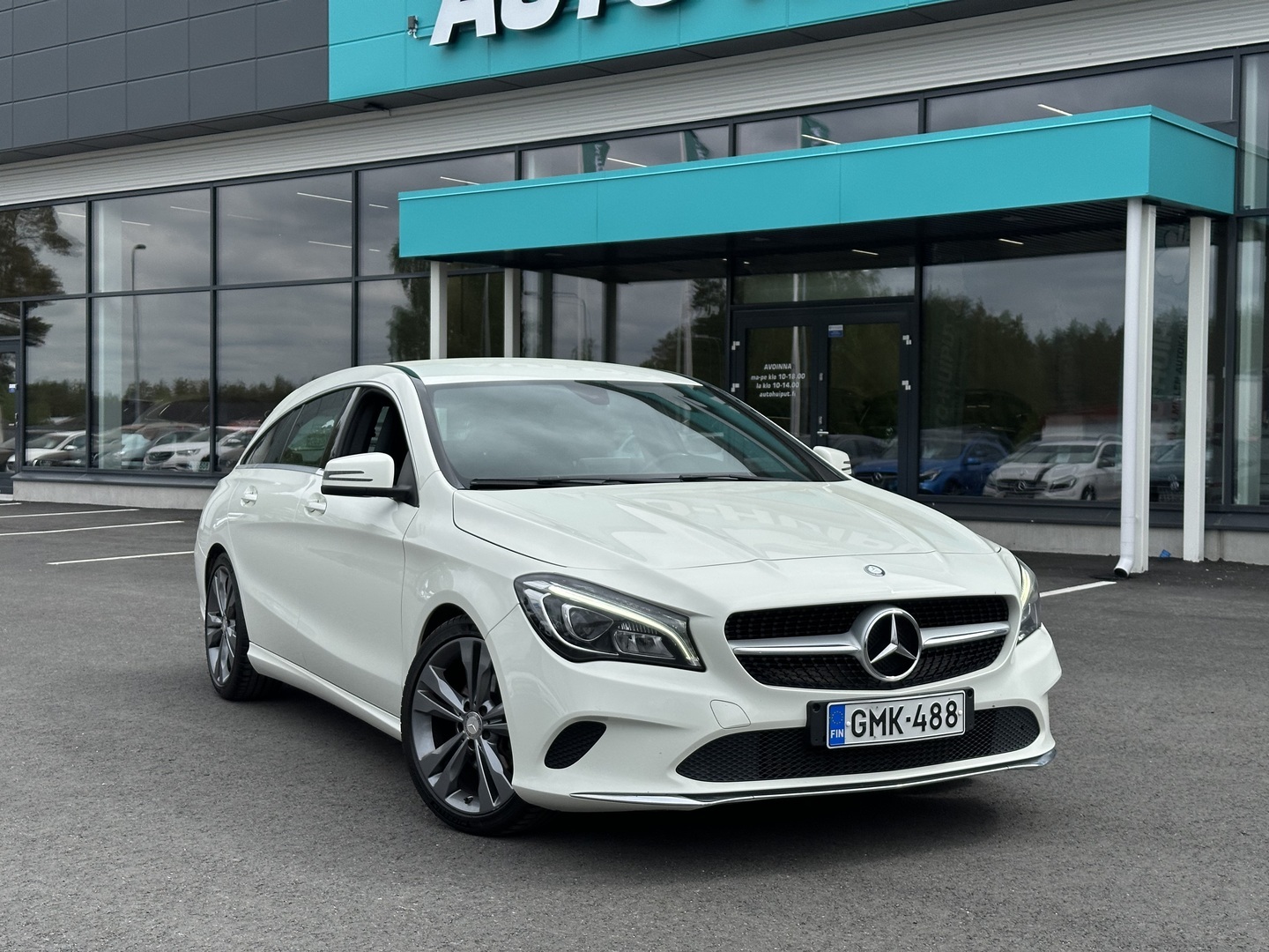 Auto Mercedes-Benz CLA