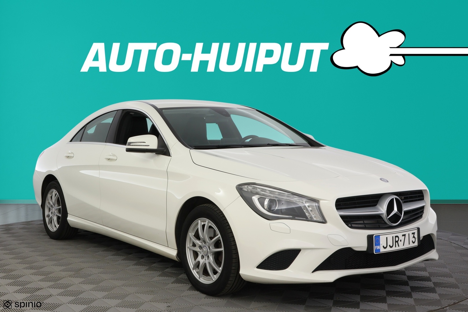 Auto Mercedes-Benz CLA