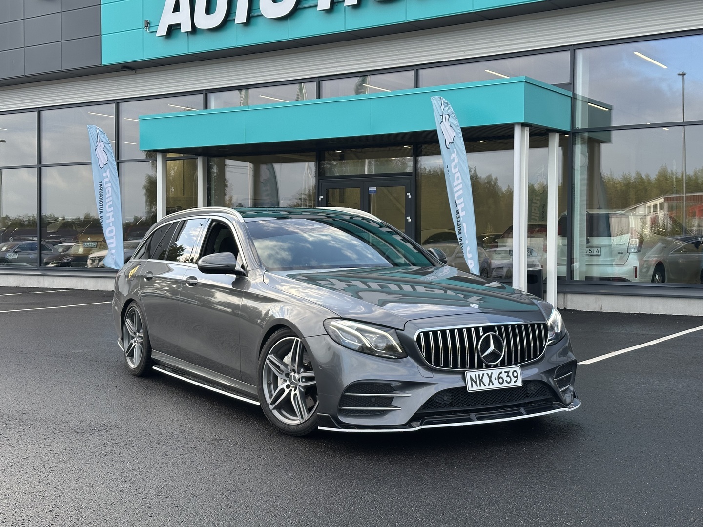 Auto Mercedes-Benz E
