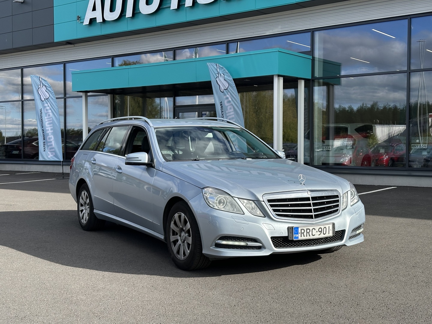 Auto Mercedes-Benz E