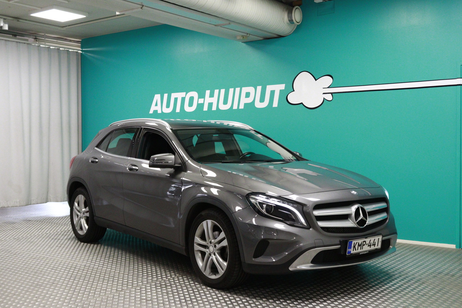 Mercedes-Benz - GLA