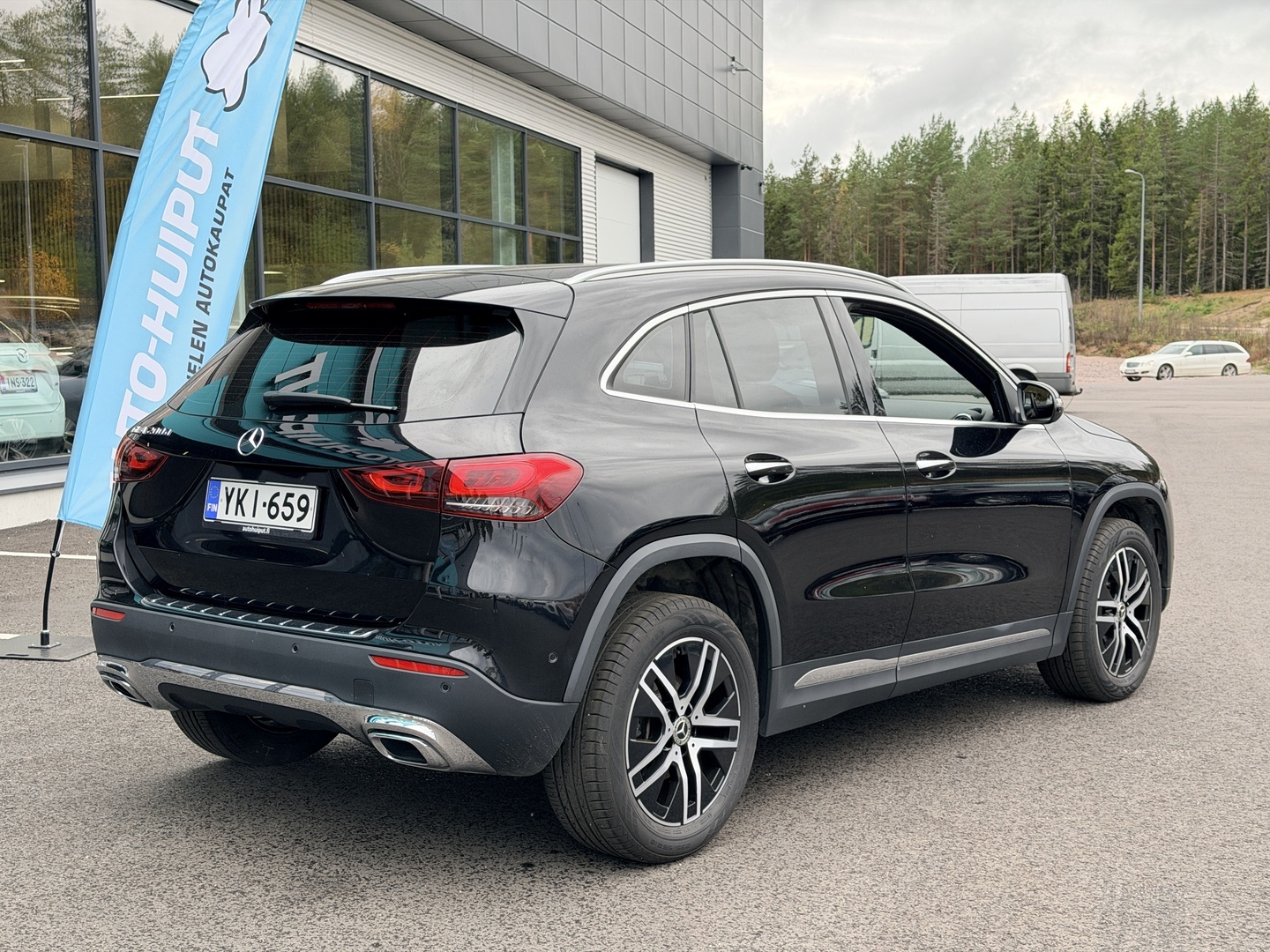 Mercedes-Benz GLA 200 d A Business 2020, bild 2/8