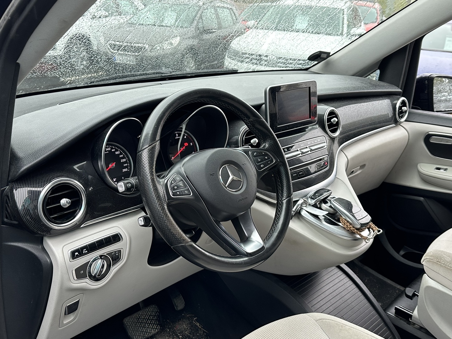 Mercedes-Benz V KLASSE 2015, kuva 5/11