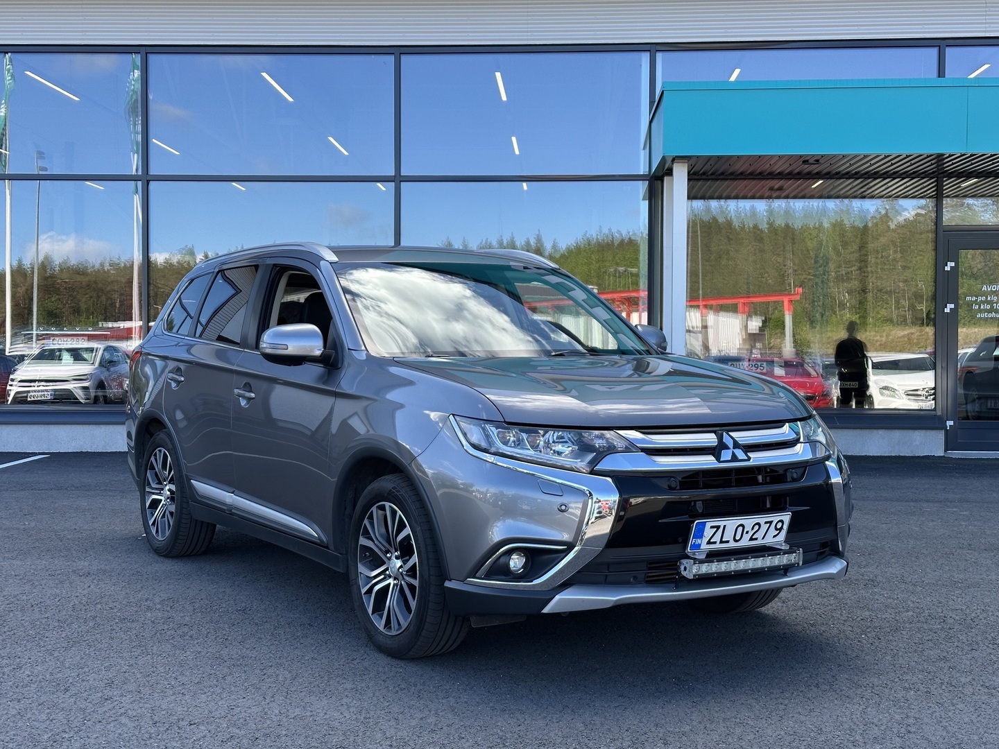Auto Mitsubishi Outlander