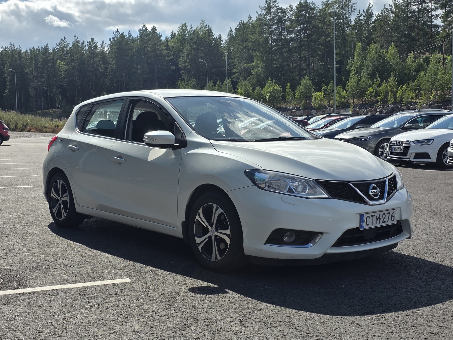 Auto Nissan Pulsar