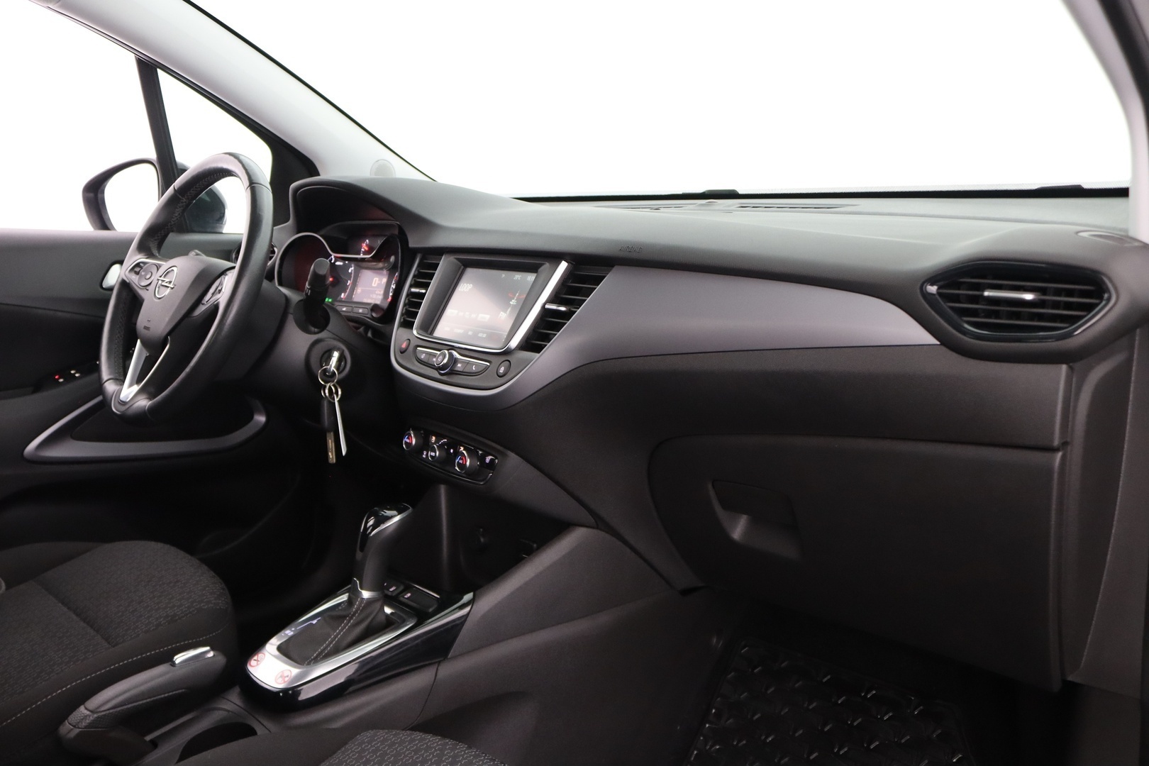 Opel Crossland Comfort 130 Turbo A 2022, kuva 7/27