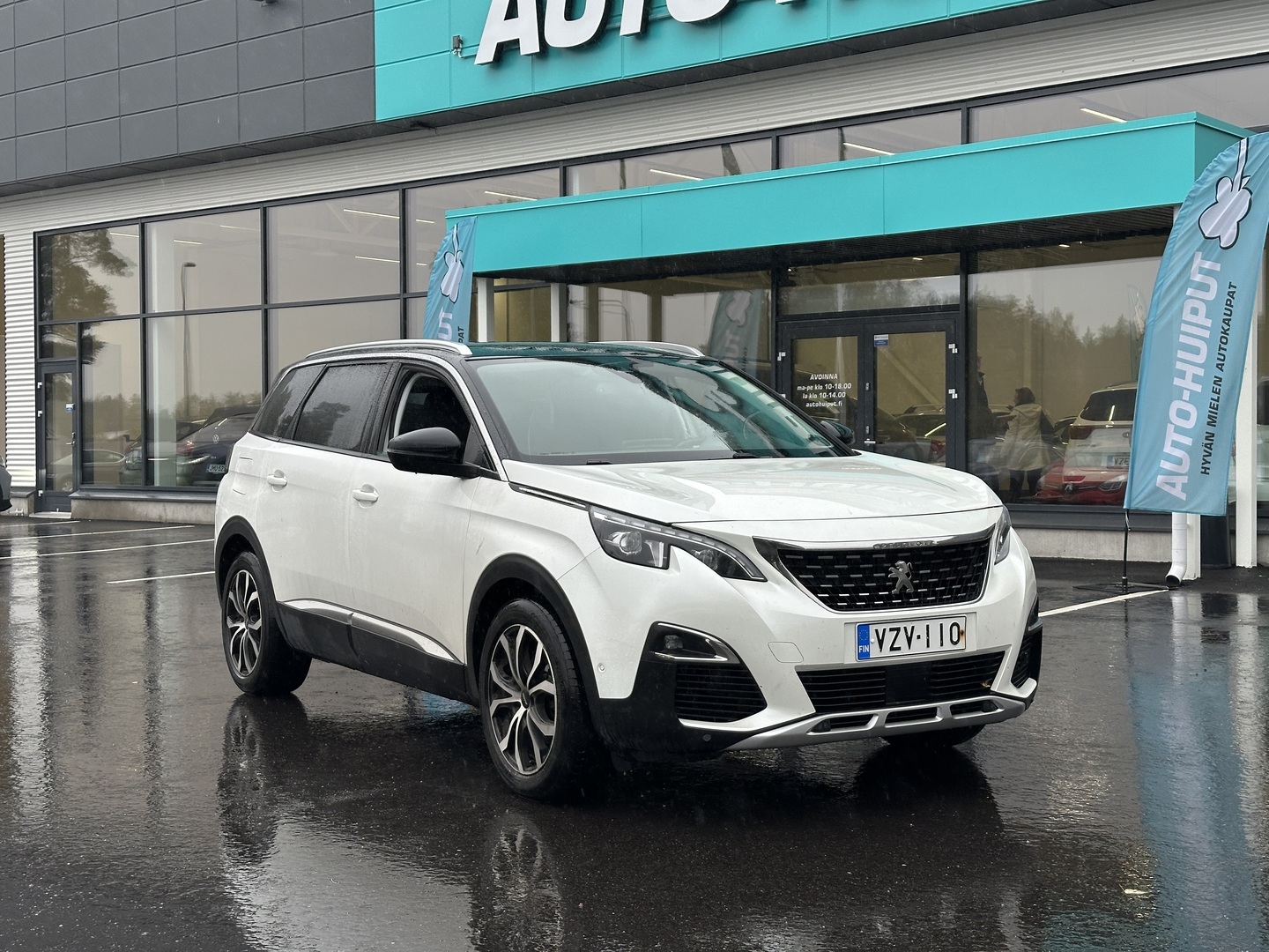 Auto Peugeot 5008