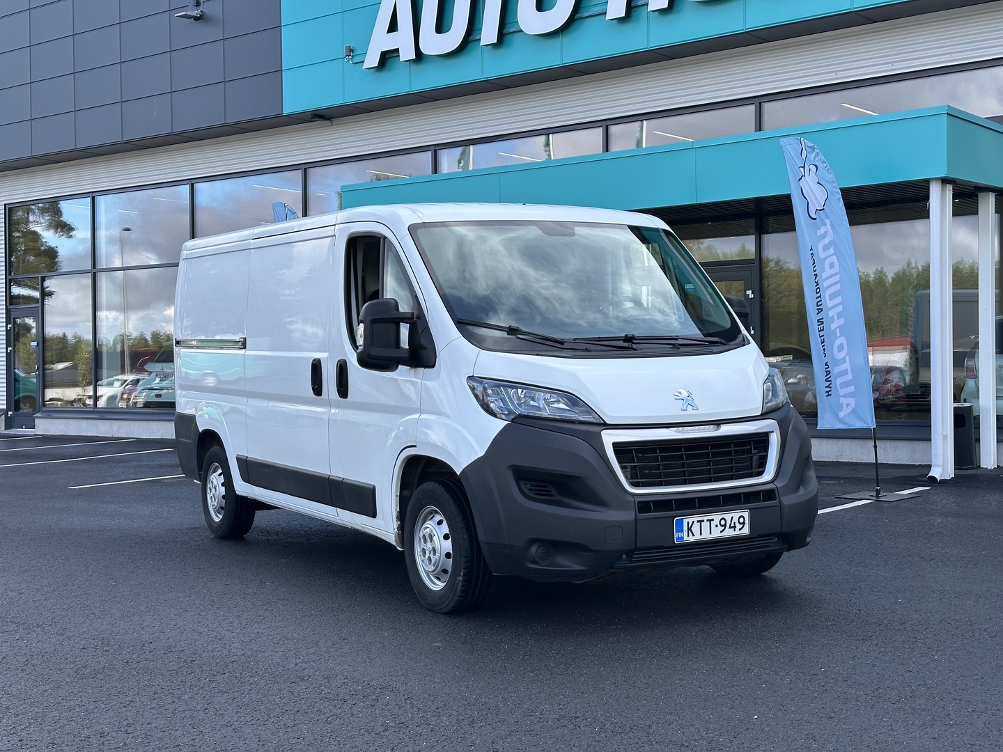 Auto Peugeot Boxer