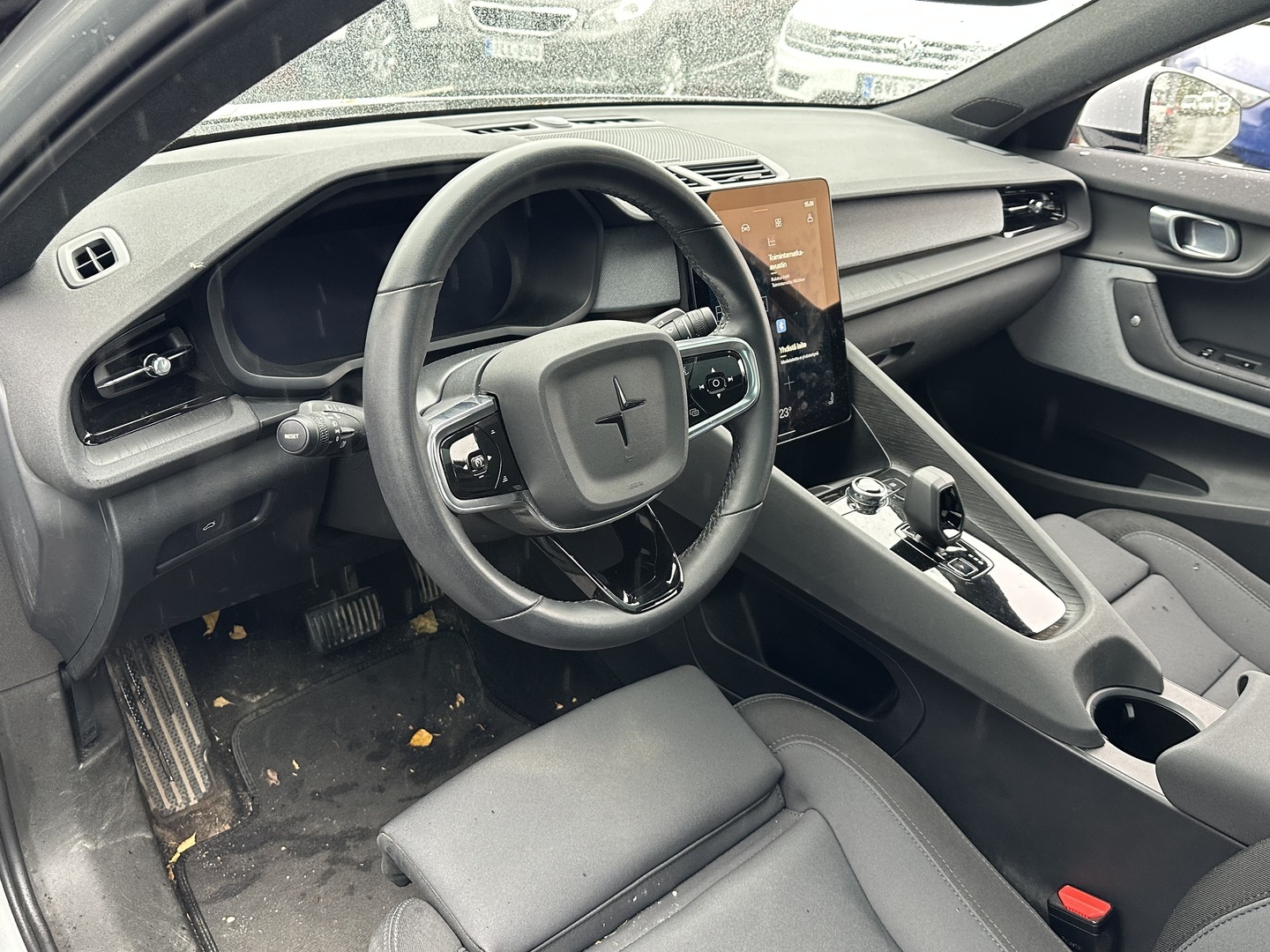 Polestar 2 2023, kuva 6/9