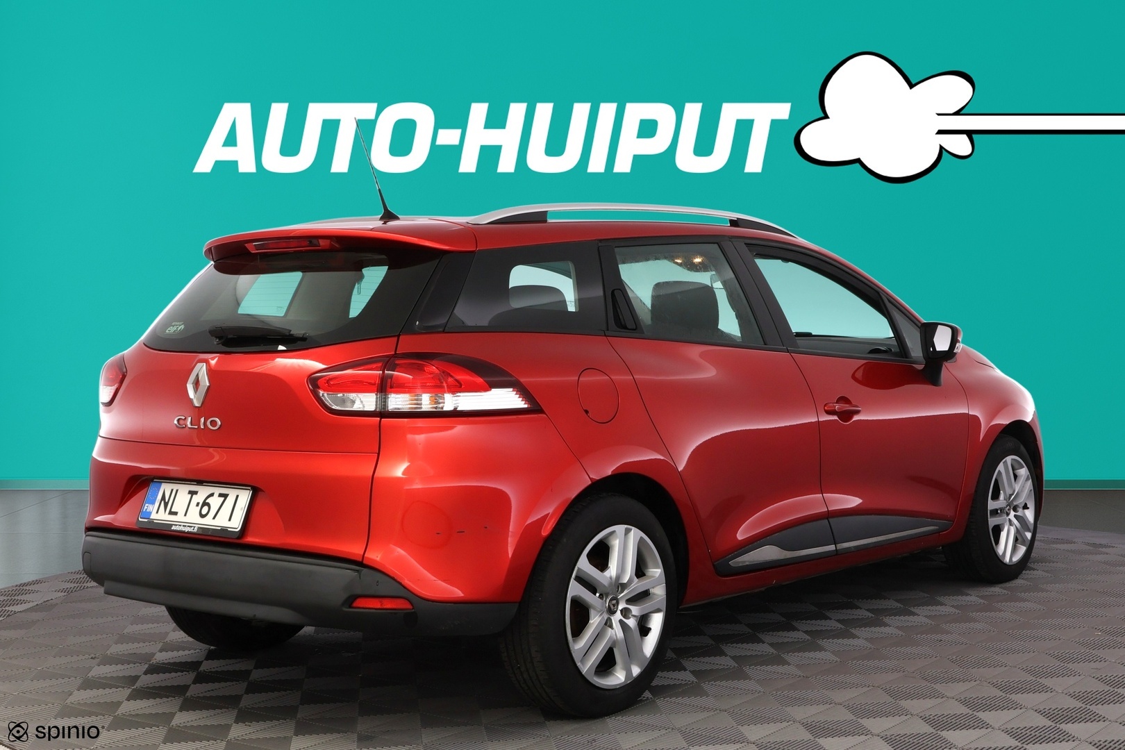 Renault Clio Sport Tourer TCe 90 Fête 2020, photo 2/24