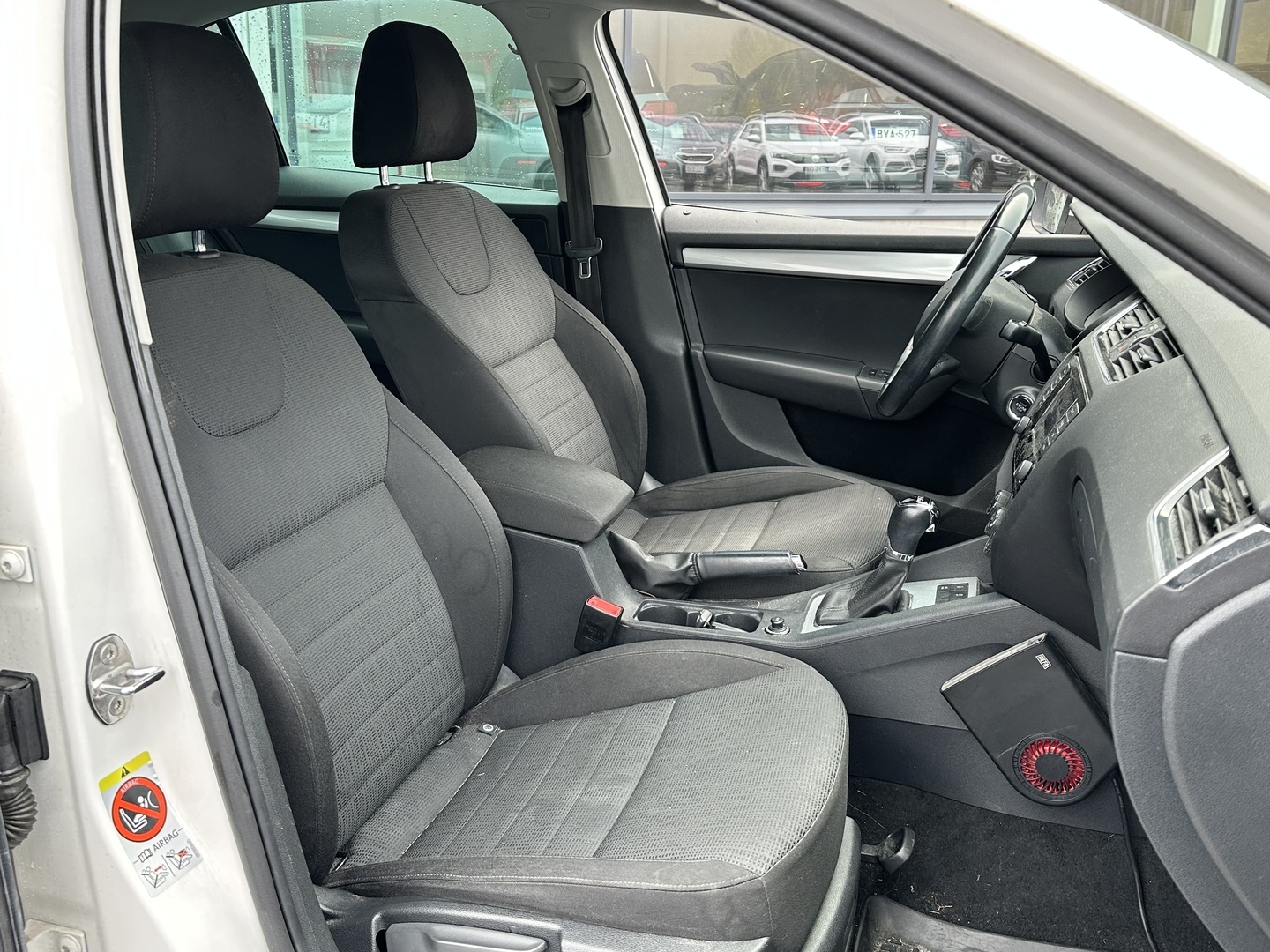 Skoda Octavia 2014, kuva 3/4