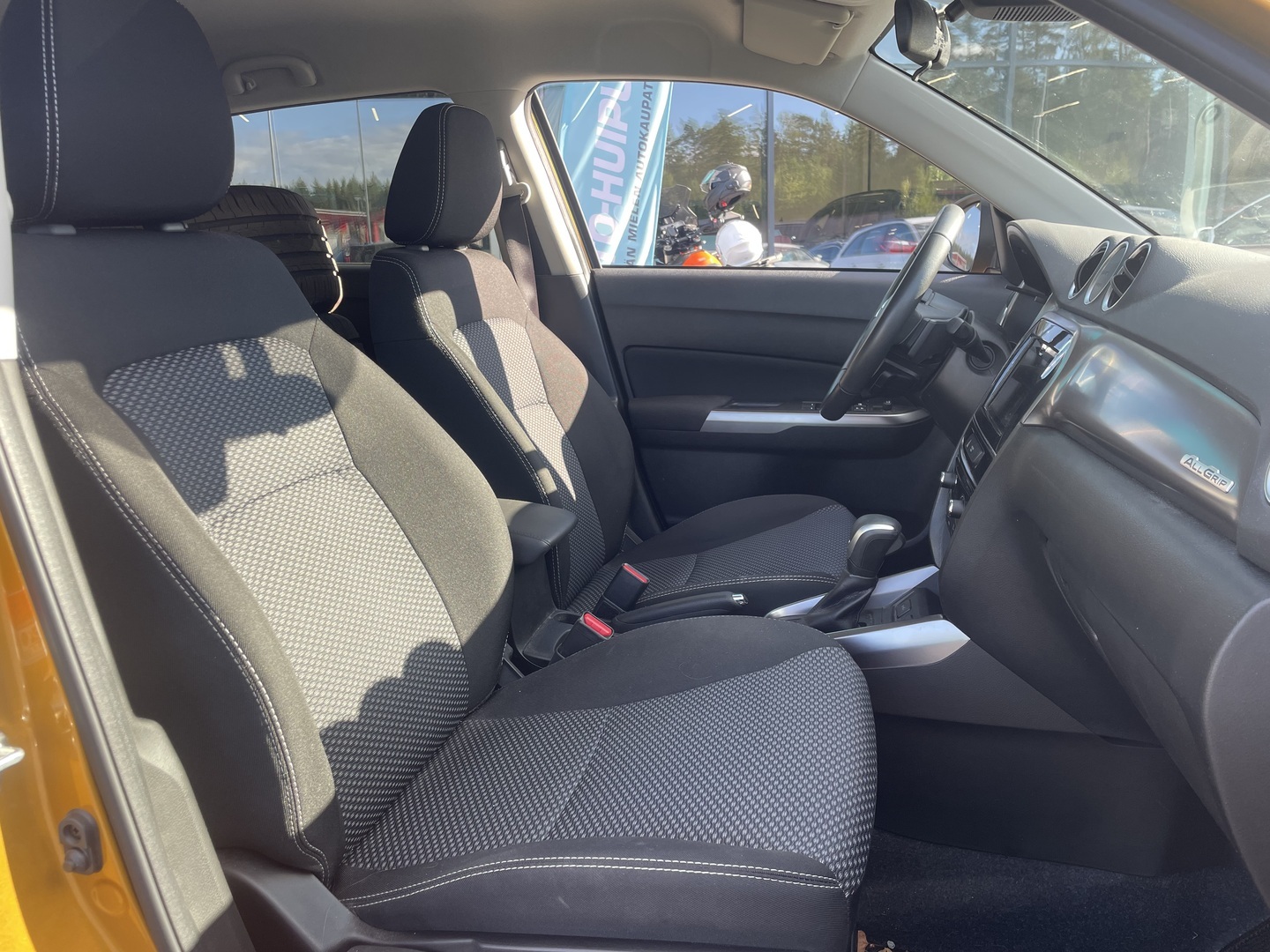 Suzuki Vitara 2023, photo 5/18