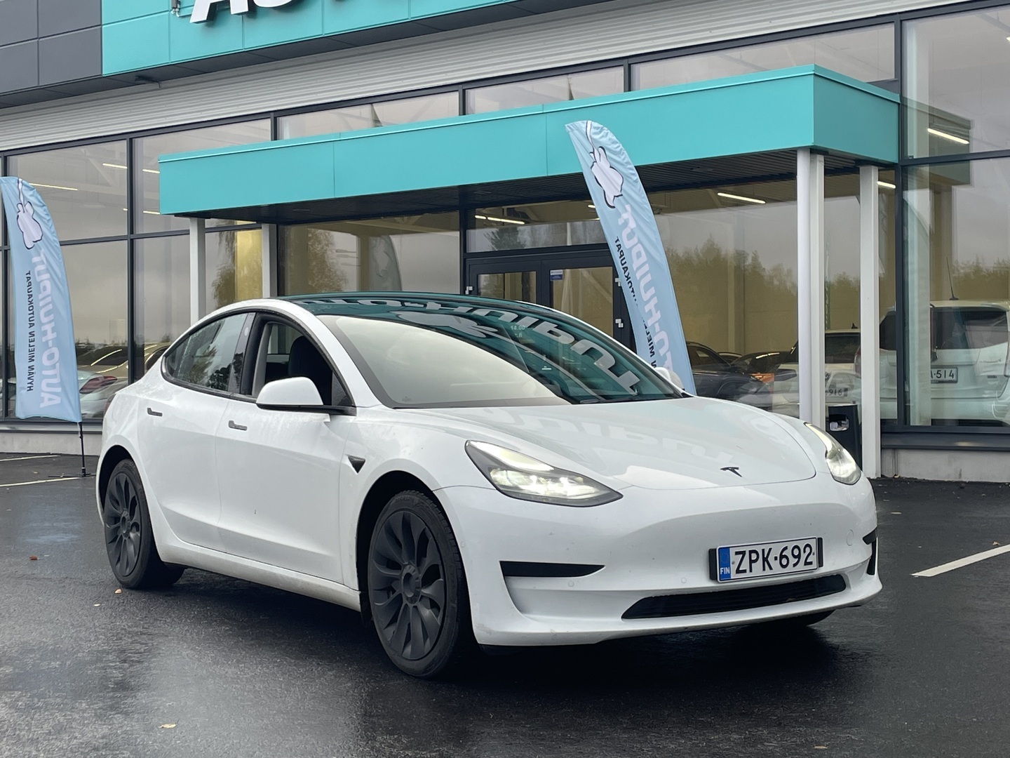 Auto Tesla Model 3