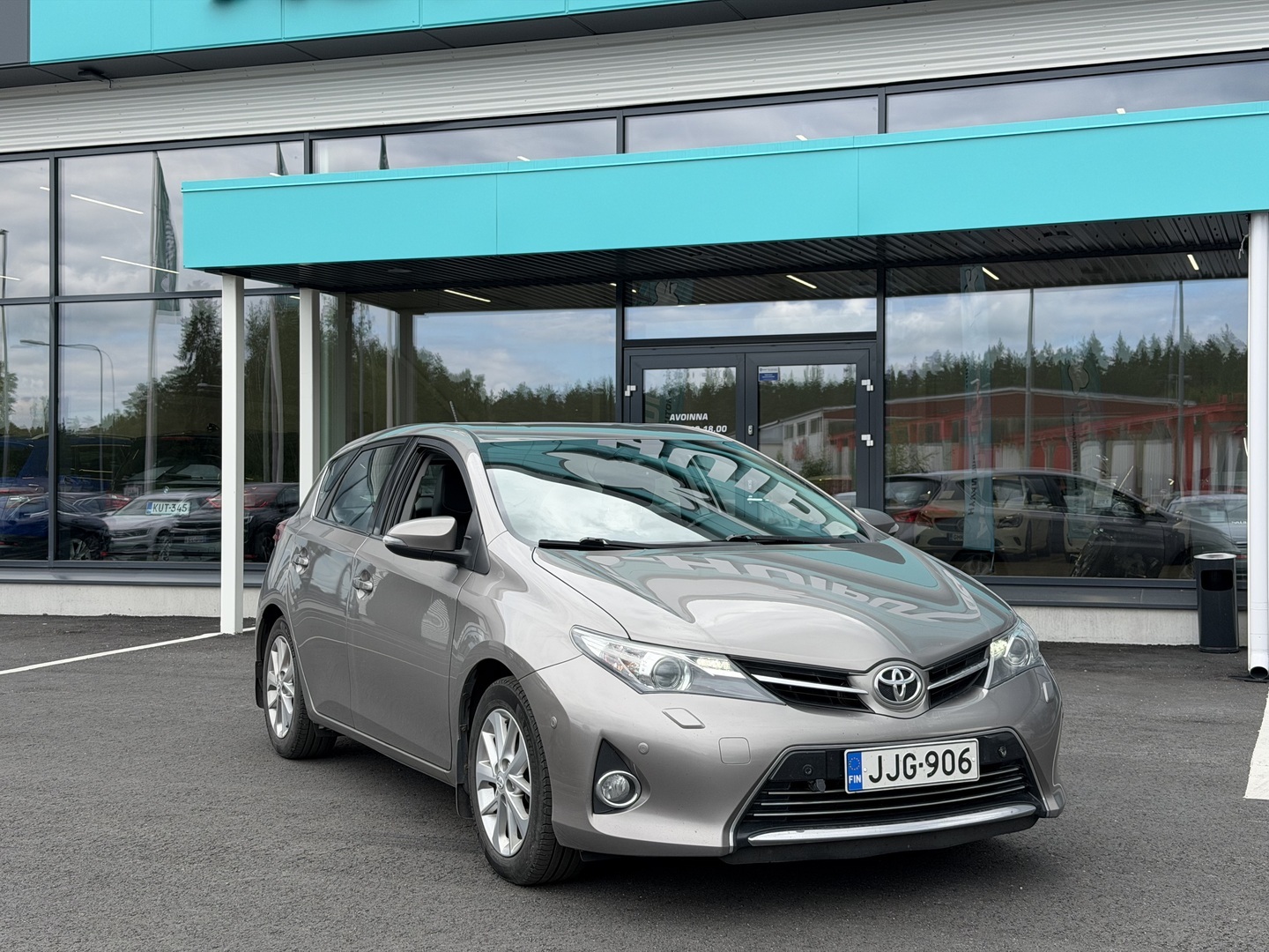 Auto Toyota Auris