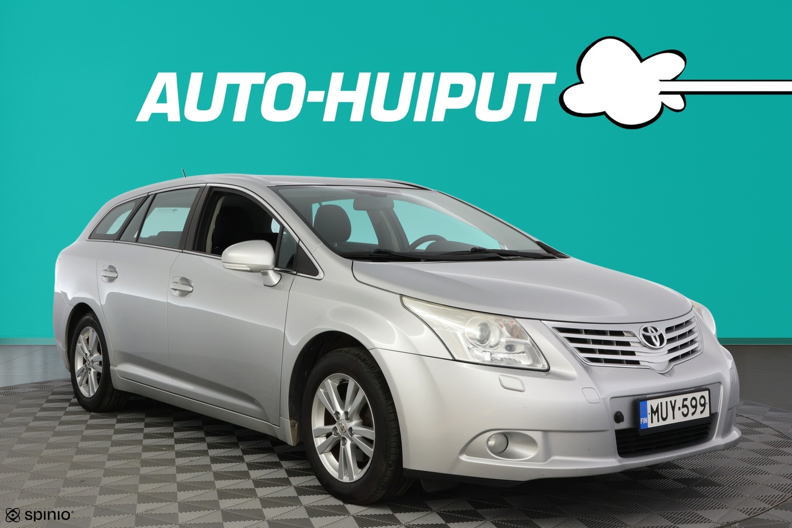 Auto Toyota Avensis