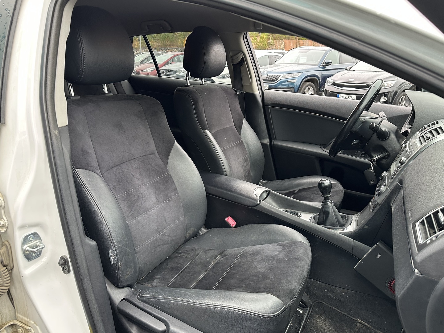 Toyota Avensis 2,0 D-4D DPF Active Wagon 2014, bild 5/6