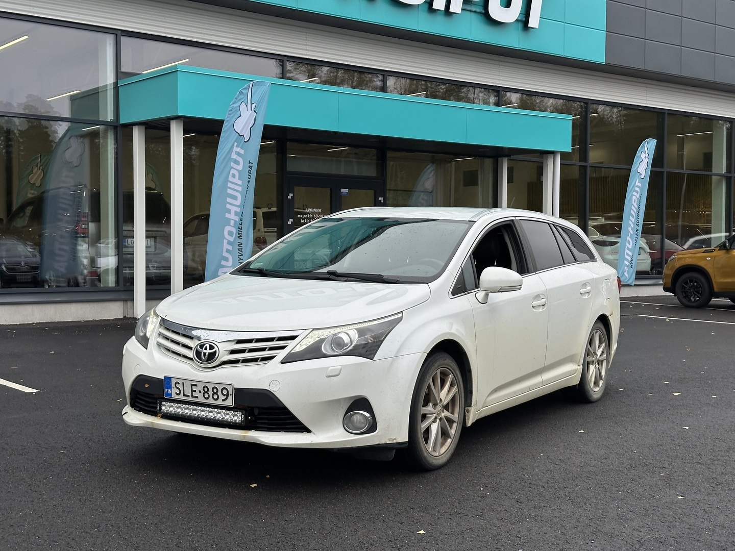 Auto Toyota Avensis