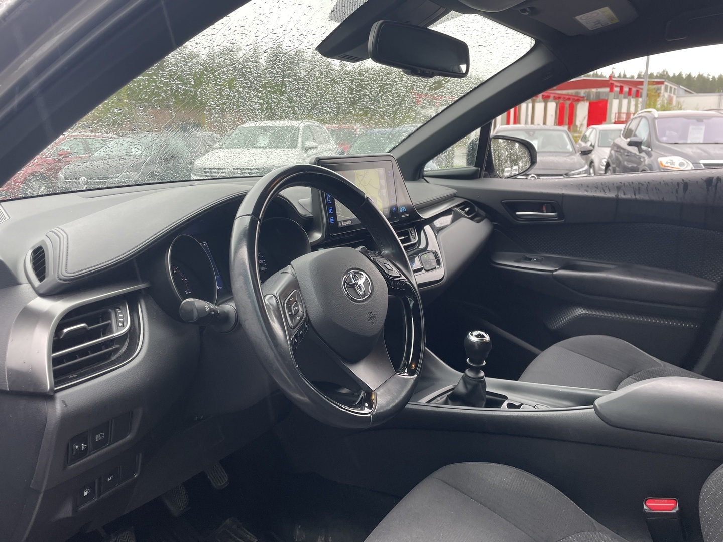 Toyota C-HR 1,2 T Business 2018, kuva 6/14