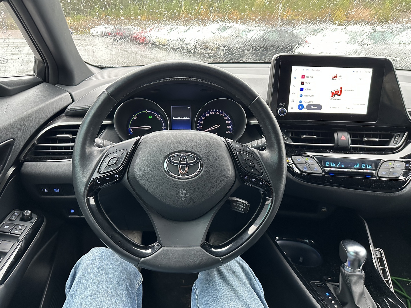 Toyota C-HR 1,8 Hybrid Intense Edition 2023, bild 6/11