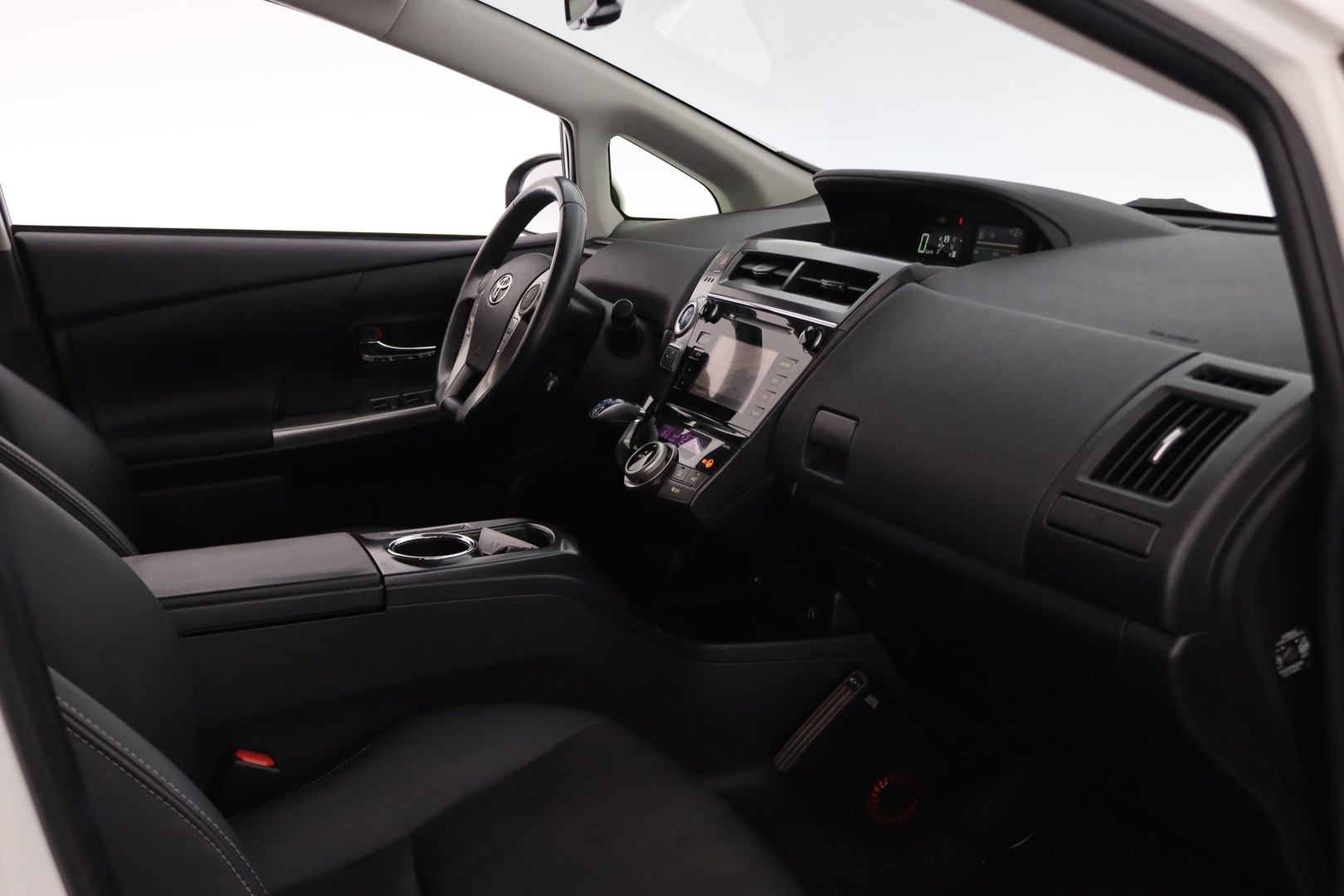 Toyota Prius+ Active 2015, kuva 7/26
