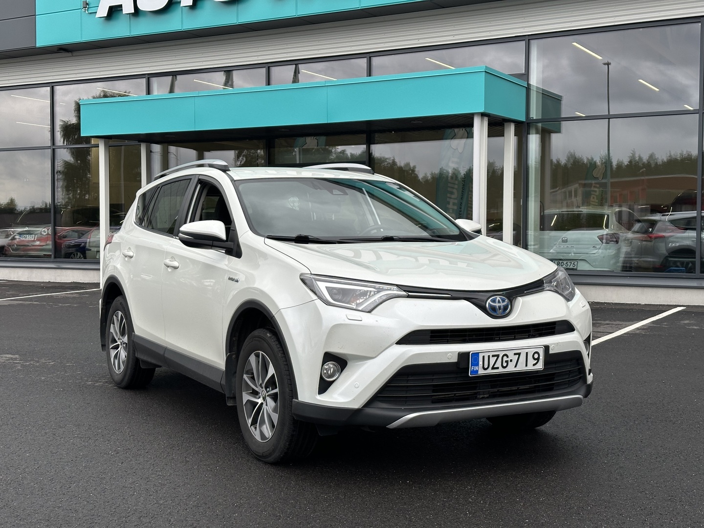 Auto Toyota RAV4