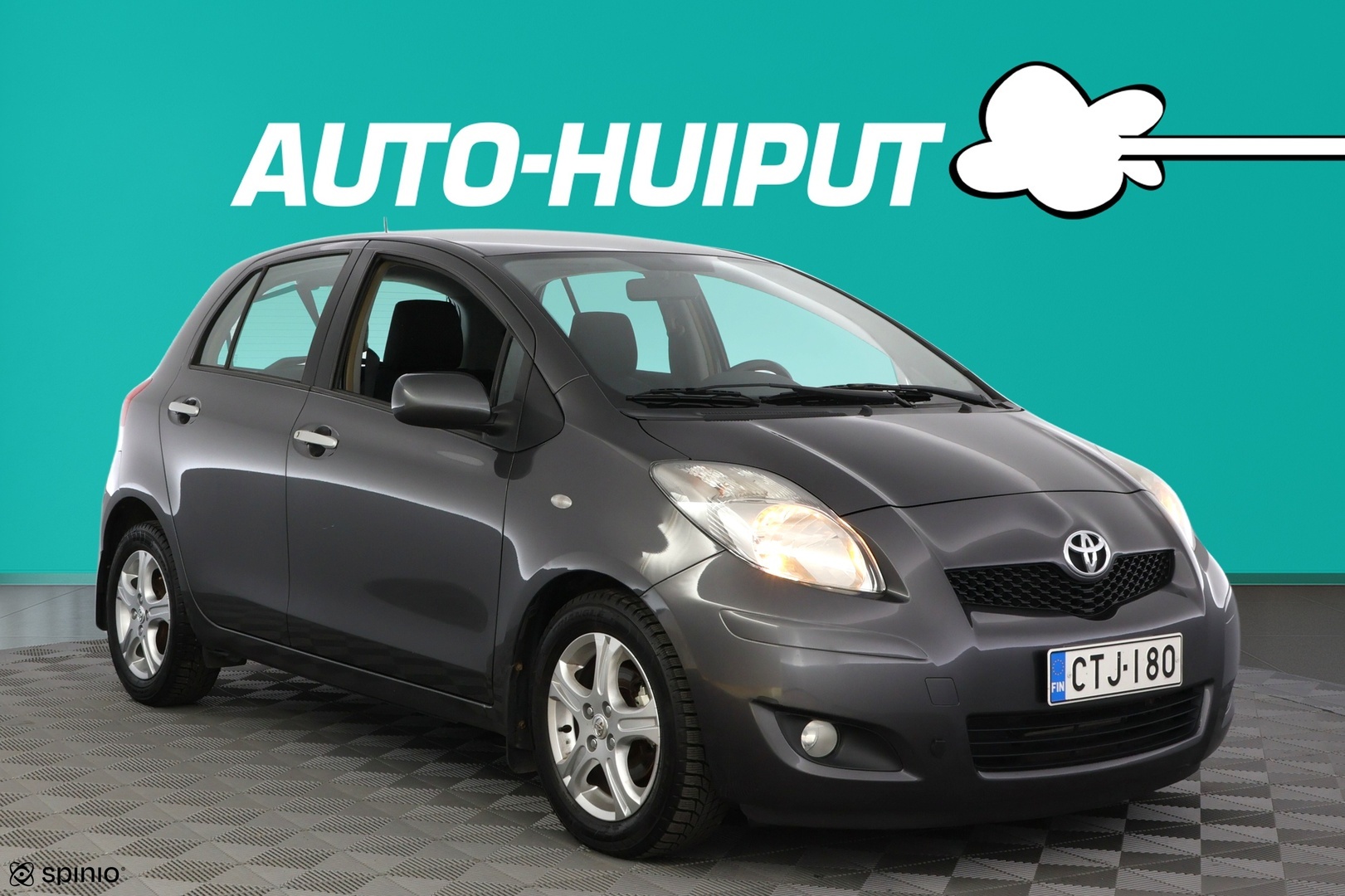 Auto Toyota Yaris
