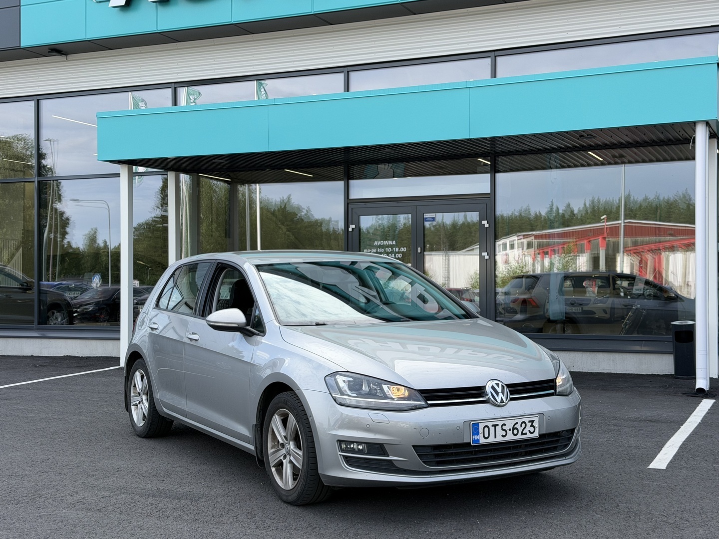 Auto Volkswagen Golf