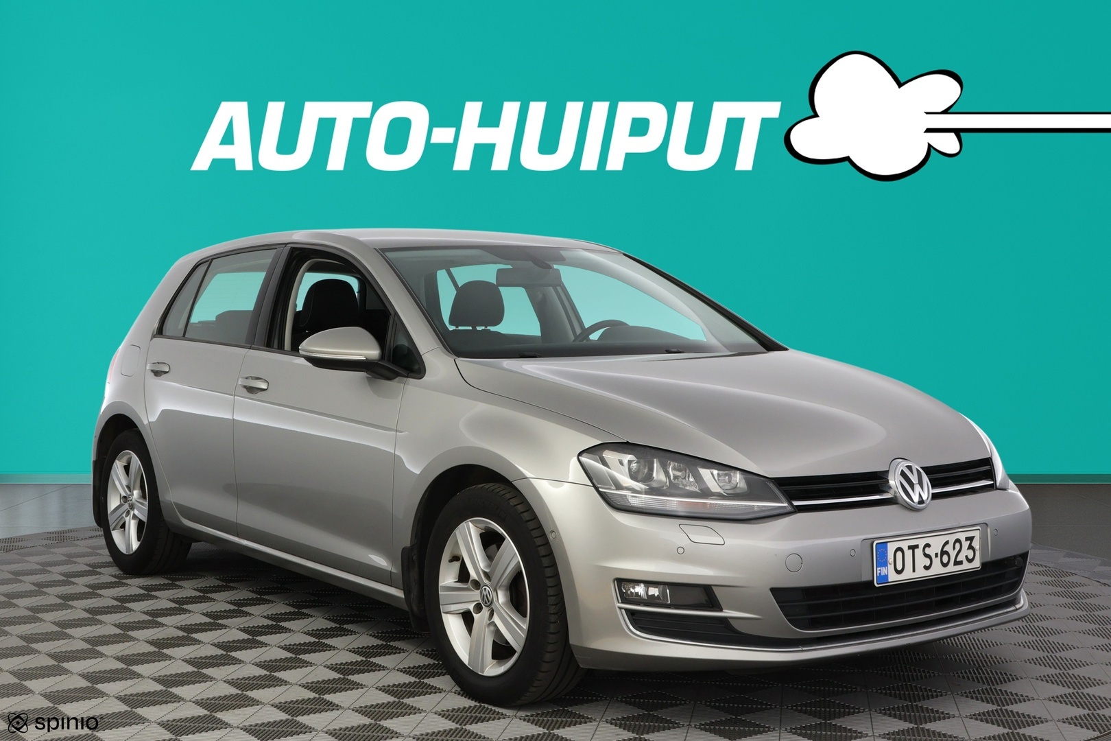 Auto Volkswagen Golf