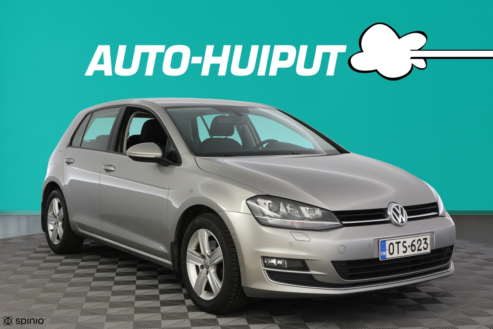 Auto Volkswagen Golf